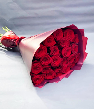 Букет_21 чайной розы 40 см Букет_21 чайной розы 40 см