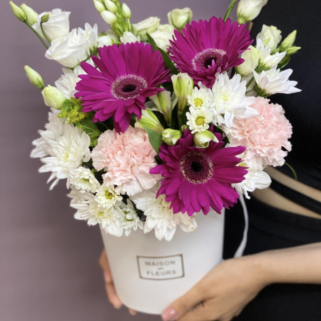 Букет_Яркая гербера в коробке