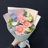 Букет_Розовые герберы и дельфиниум Букет_Розовые герберы и дельфиниум